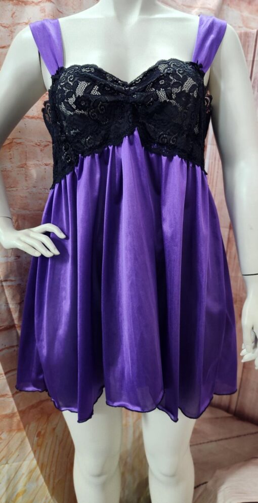 Lisa's Lacies Glamour Nights Short Nightie - Image 2