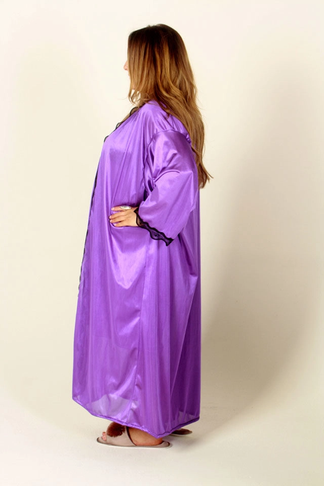 Lisa's Lacies Phoebe Nightie & Robe Set - Image 4