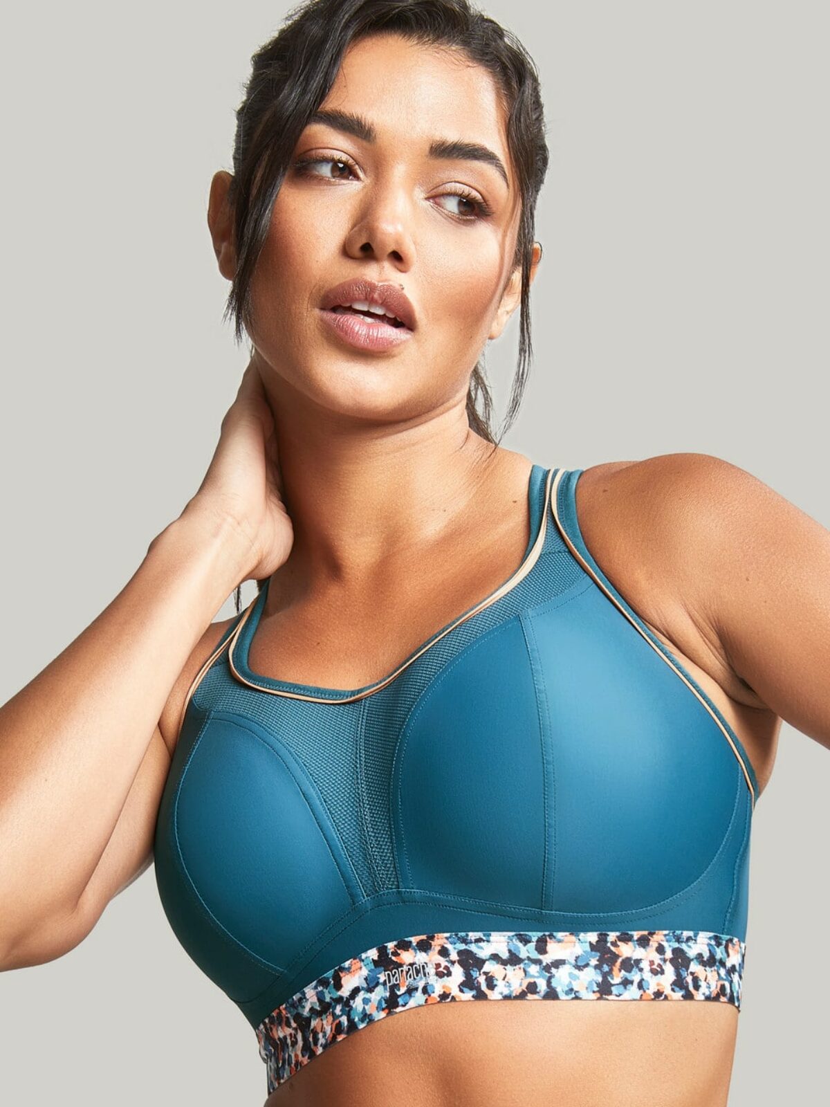 Soft Cup (Wirefree) Bra for Plus-Size and Curvy Women