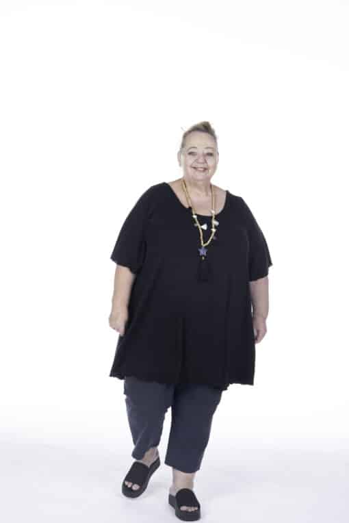 Lisa's Lacies Steffi Swing Tunic - Black - Image 2