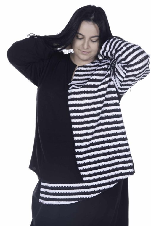 Lisa's Lacies Zoe Top - Image 2