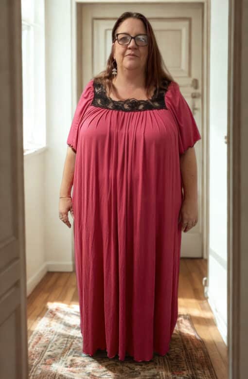 Lisa's Lacies Sweet Dreams Nightie - Dusky Rose
