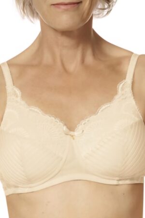 Amoena Karolina Padded Non-Wired Bra - Sand